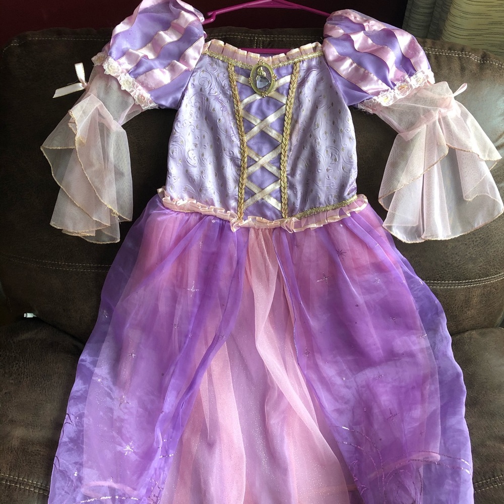 SOLD‼️Disney Repunzel Costume Dress